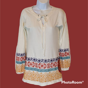 JWLA Johnny Was Embroidered Longer Length Knit Top Size XS